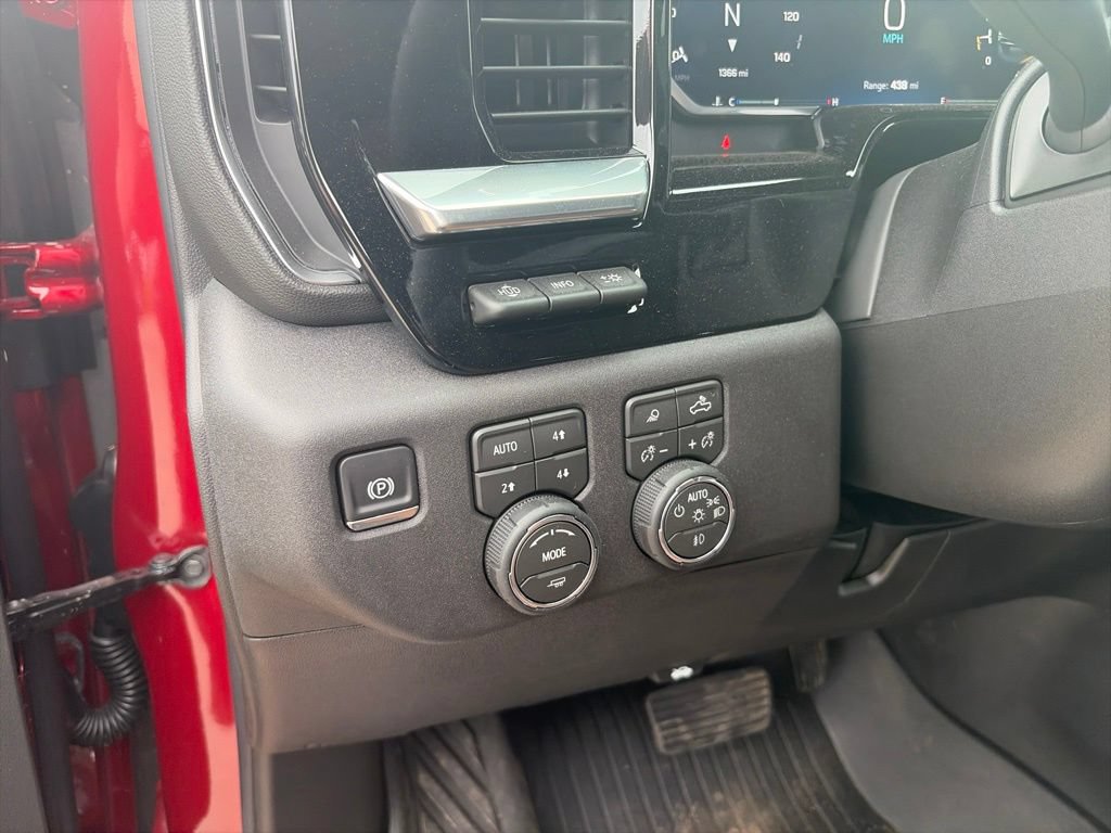 Used 2026 Chevrolet Silverado 2500 High Country w/ High Country Premium Package AWD/4WD image 20