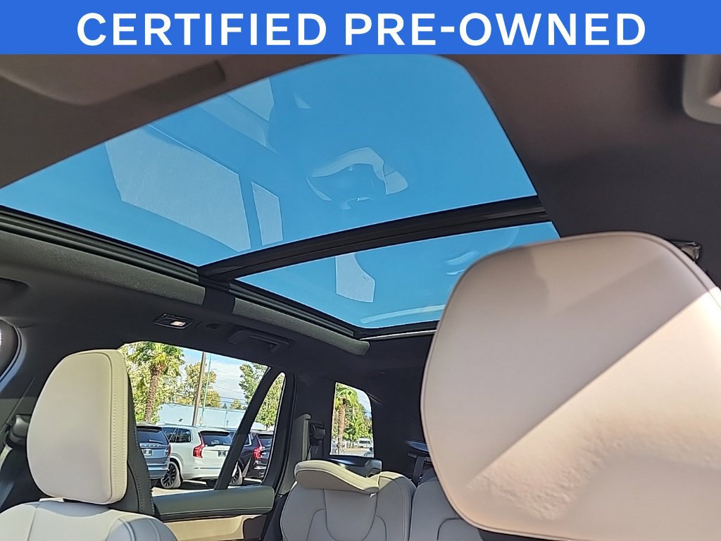 Used 2025 Volvo XC90 T8 Core AWD/4WD image 13