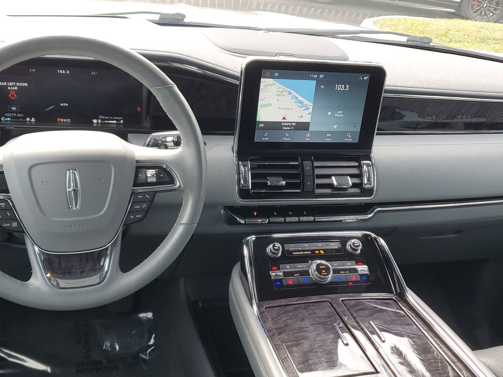 Used 2021 Lincoln Navigator Reserve image 20