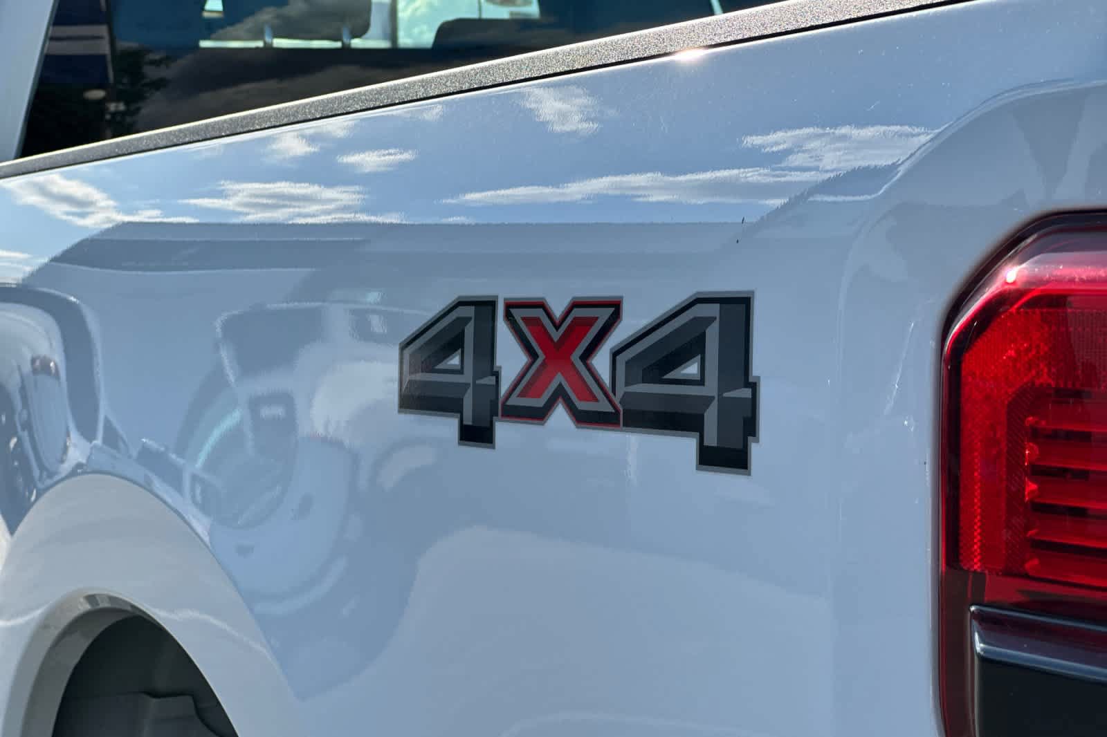 New 2026 Ford F250 XL w/ STX Appearance Package AWD/4WD image 25