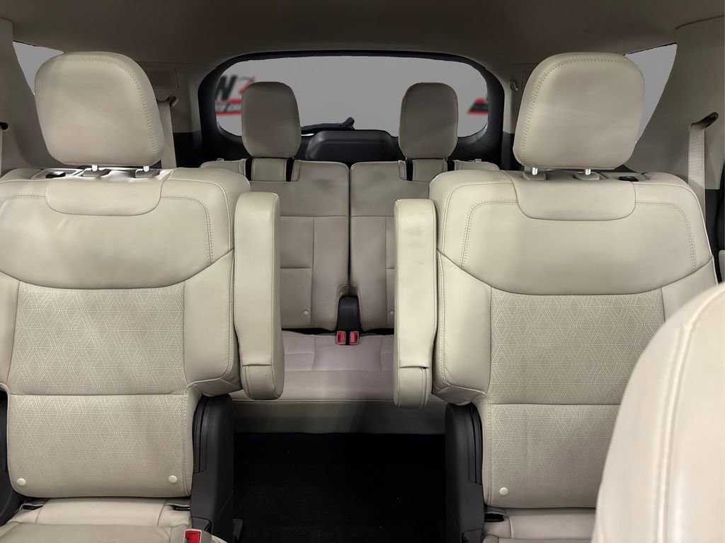 Used 2021 Ford Explorer Platinum w/ Equipment Group 601A image 22