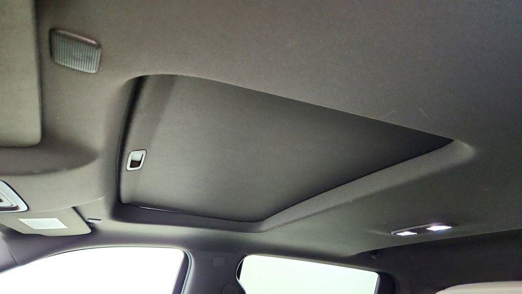 Used 2019 Chevrolet Silverado 1500 LTZ w/ LTZ Premium Package image 10