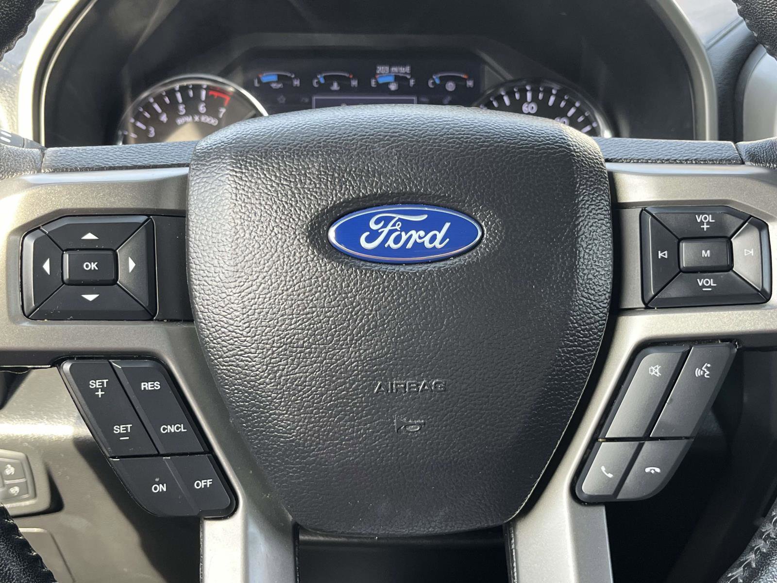 Used 2020 Ford Expedition XLT w/ Equipment Group 202A image 26