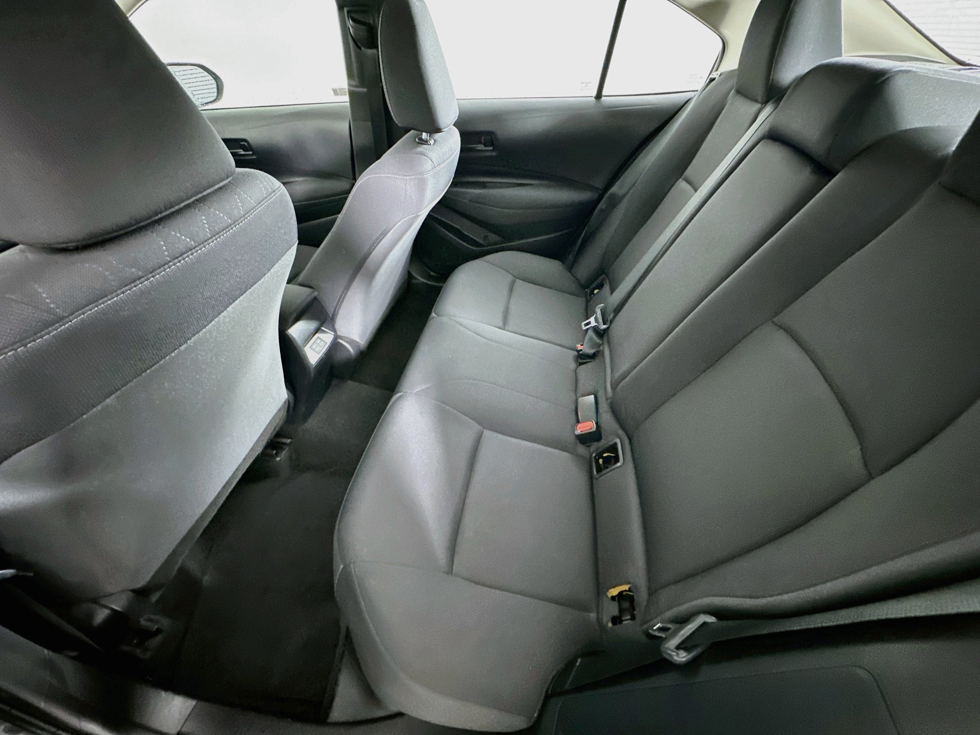 Used 2024 Toyota Corolla LE FWD image 26