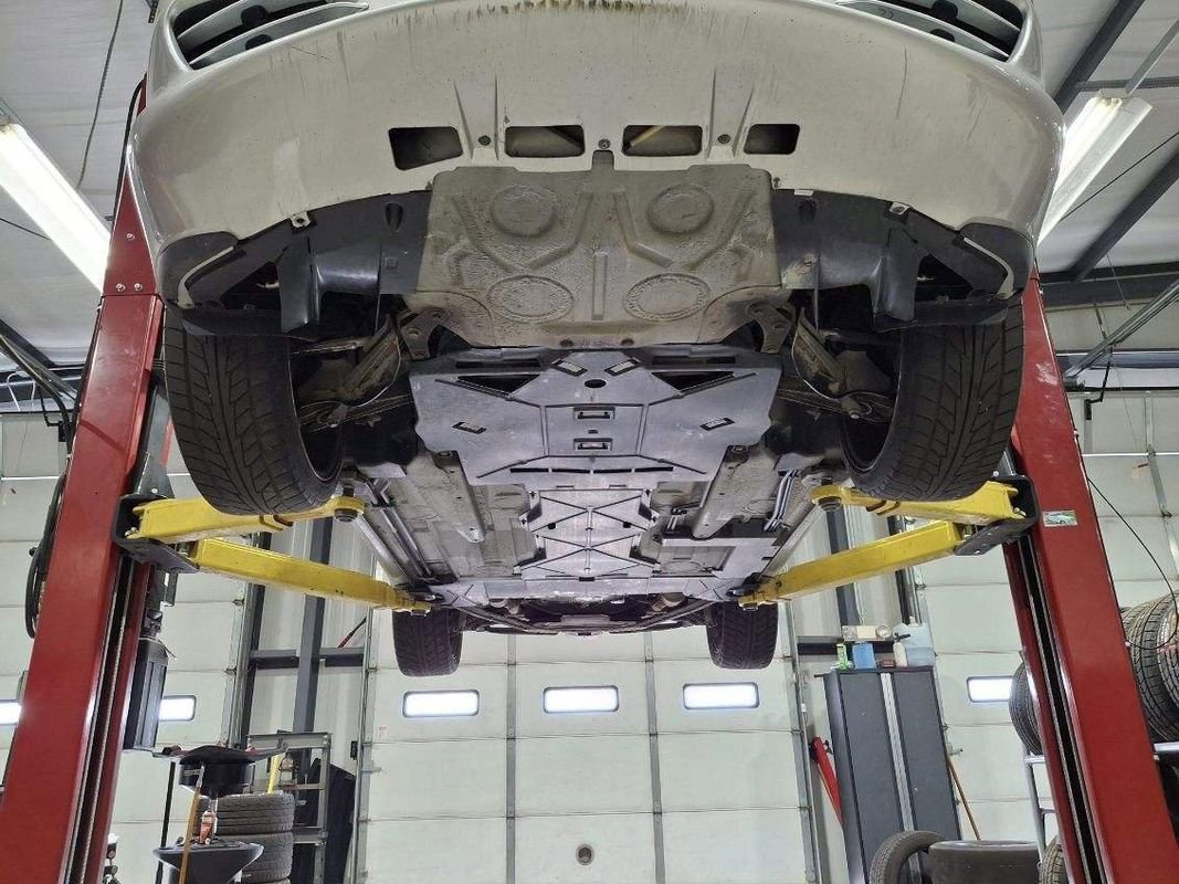 Used 2004 Porsche Boxster S image 20