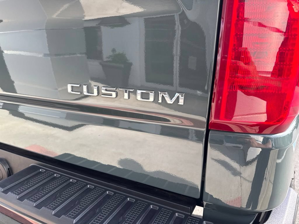 Used 2026 Chevrolet Silverado 1500 Custom Trail Boss AWD/4WD image 13