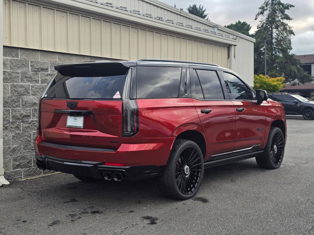 Used 2025 Cadillac Escalade V AWD/4WD image 9