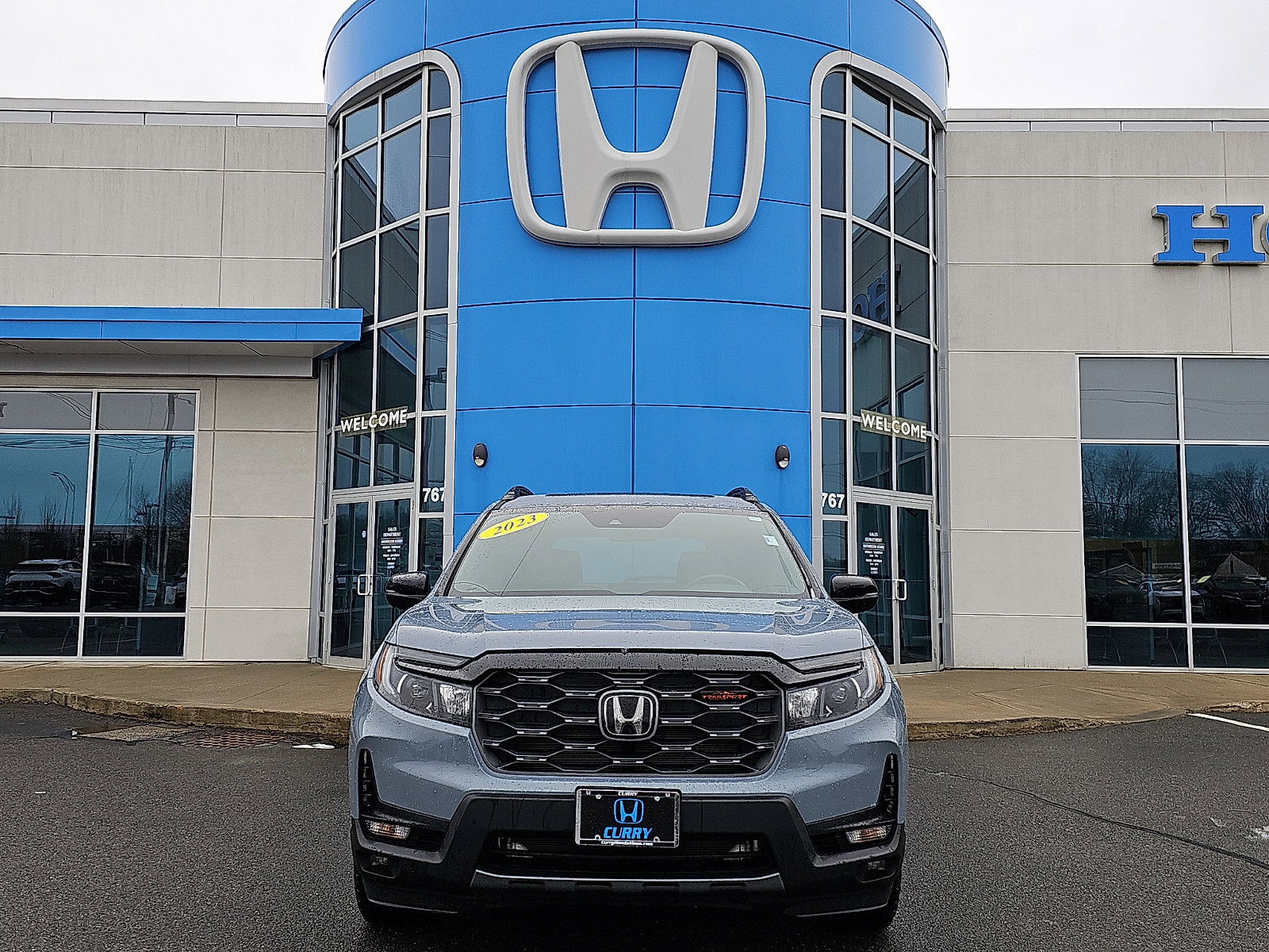 Used 2023 Honda Passport TrailSport image 2