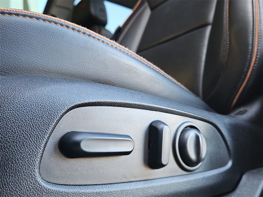 Used 2022 GMC Acadia AT4 w/ Preferred Package image 35