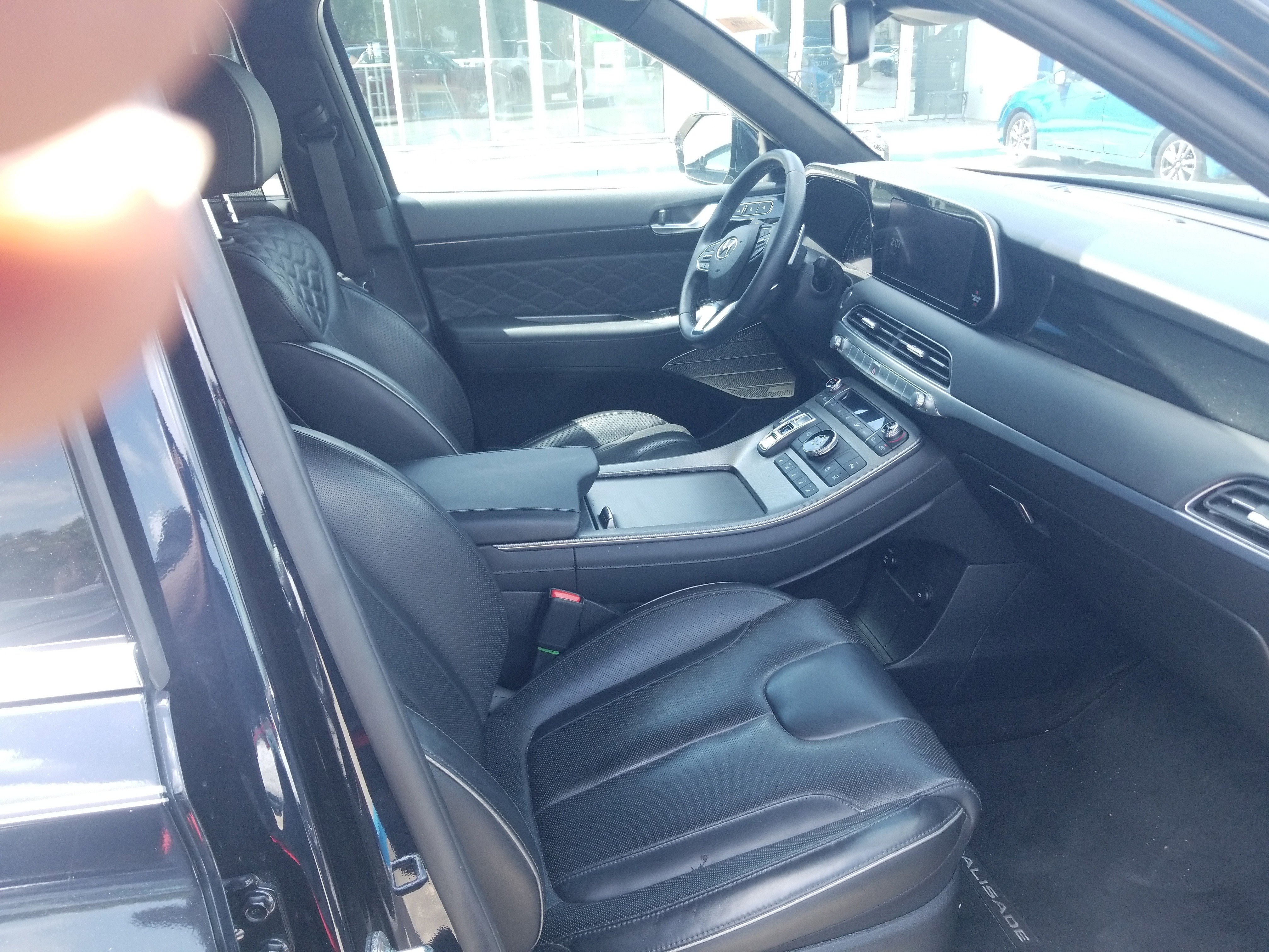 Used 2022 Hyundai Palisade Calligraphy image 17