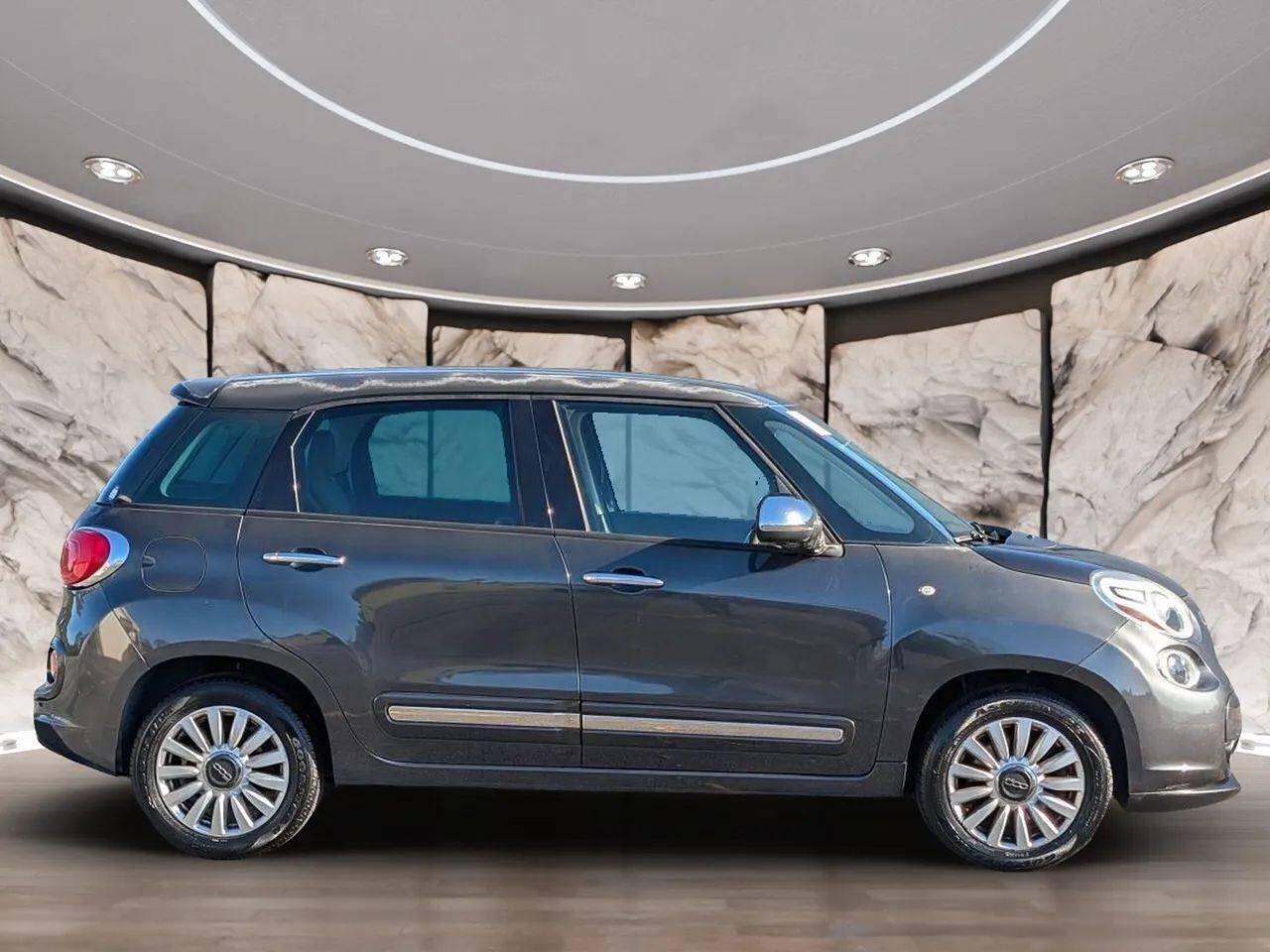 Used 2015 FIAT 500L Lounge FWD image 14