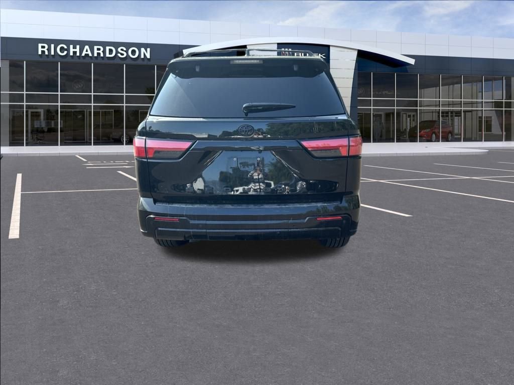 Used 2024 Toyota Sequoia Platinum image 4