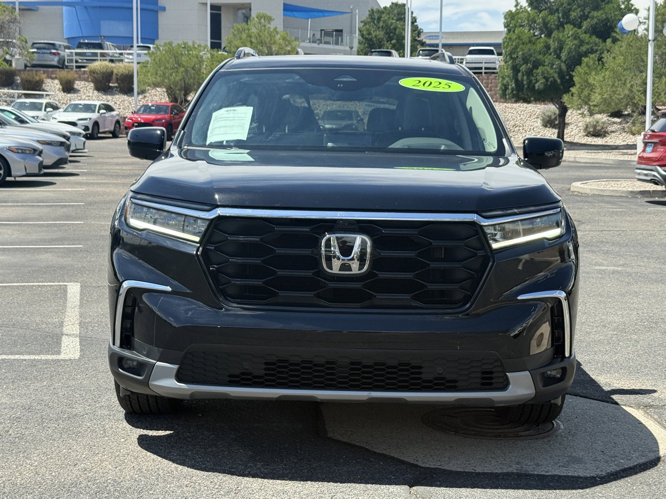 Certified 2025 Honda Pilot Elite image 3