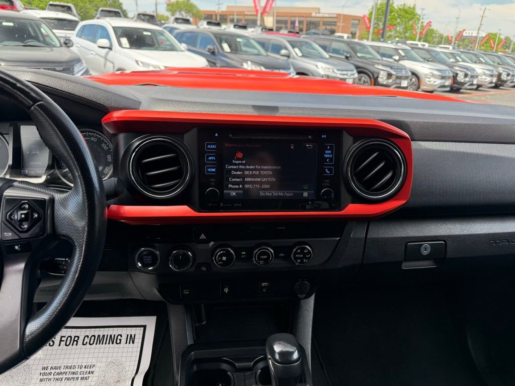 Used 2017 Toyota Tacoma TRD Sport w/ Tow Package (A/T) image 32