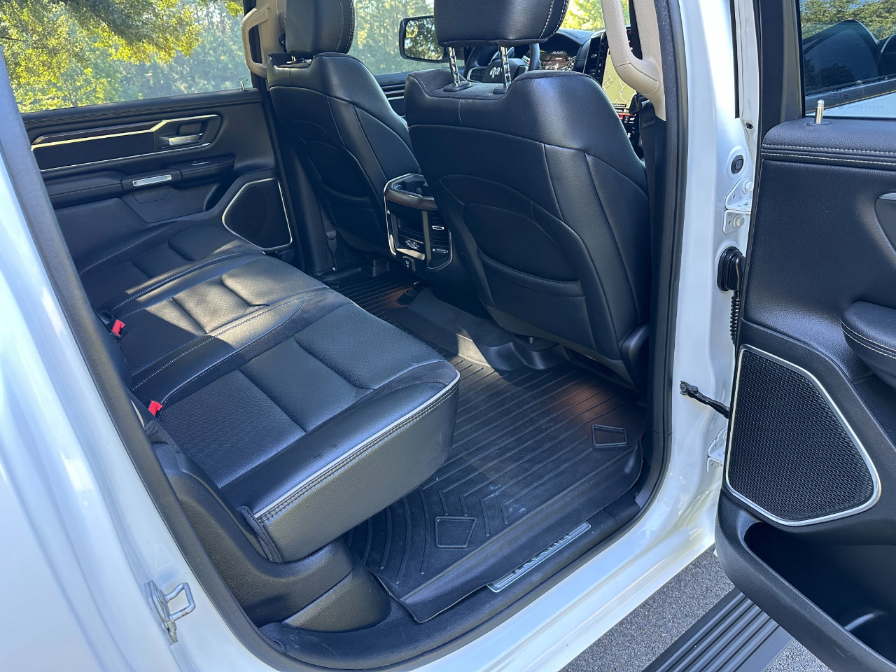 Used 2021 RAM 1500 Laramie w/ Laramie Southwest Edition image 23