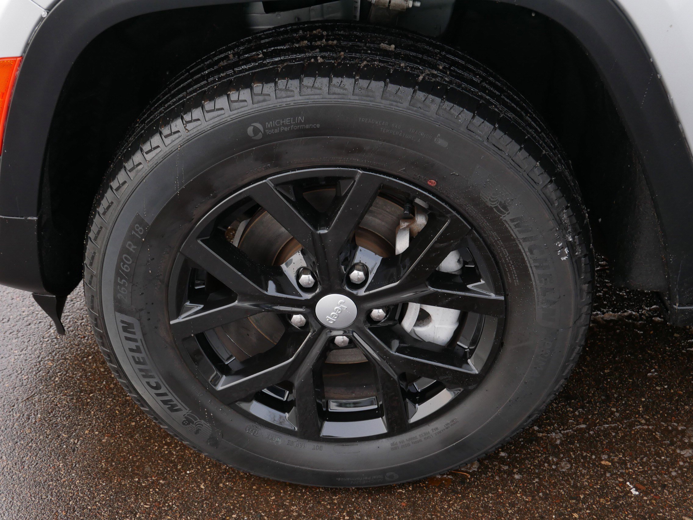 Used 2022 Jeep Grand Cherokee Limited image 15