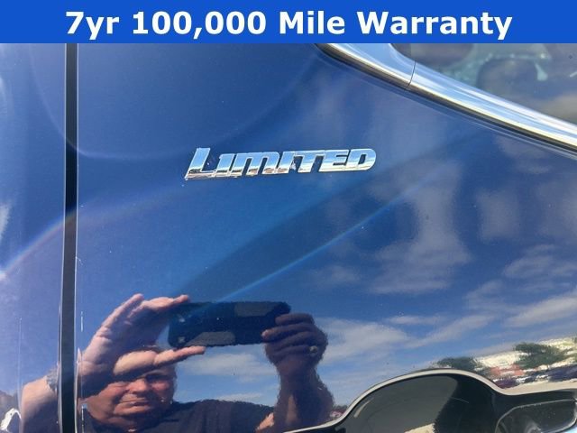 Used 2023 Toyota Tundra Limited w/ Power Package image 4