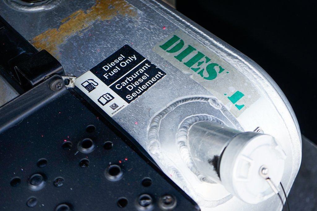 Used 2016 Ford F650 2WD Regular Cab Super Duty image 45