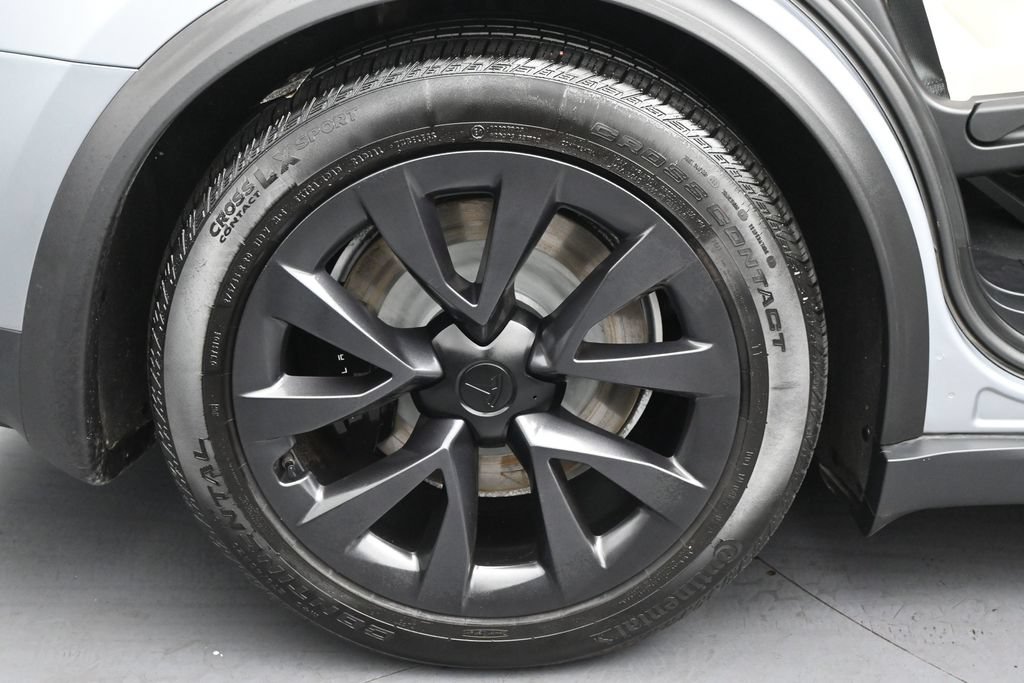 Used 2025 Tesla Model X AWD/4WD image 32