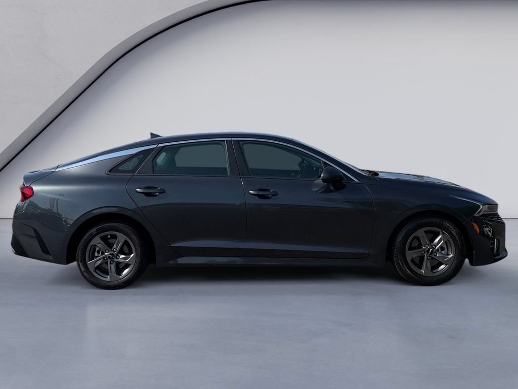 Used 2022 Kia K5 LXS FWD image 6