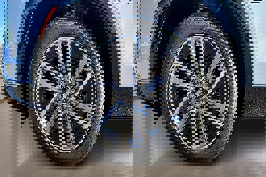 New 2026 Cadillac Vistiq Sport image 10