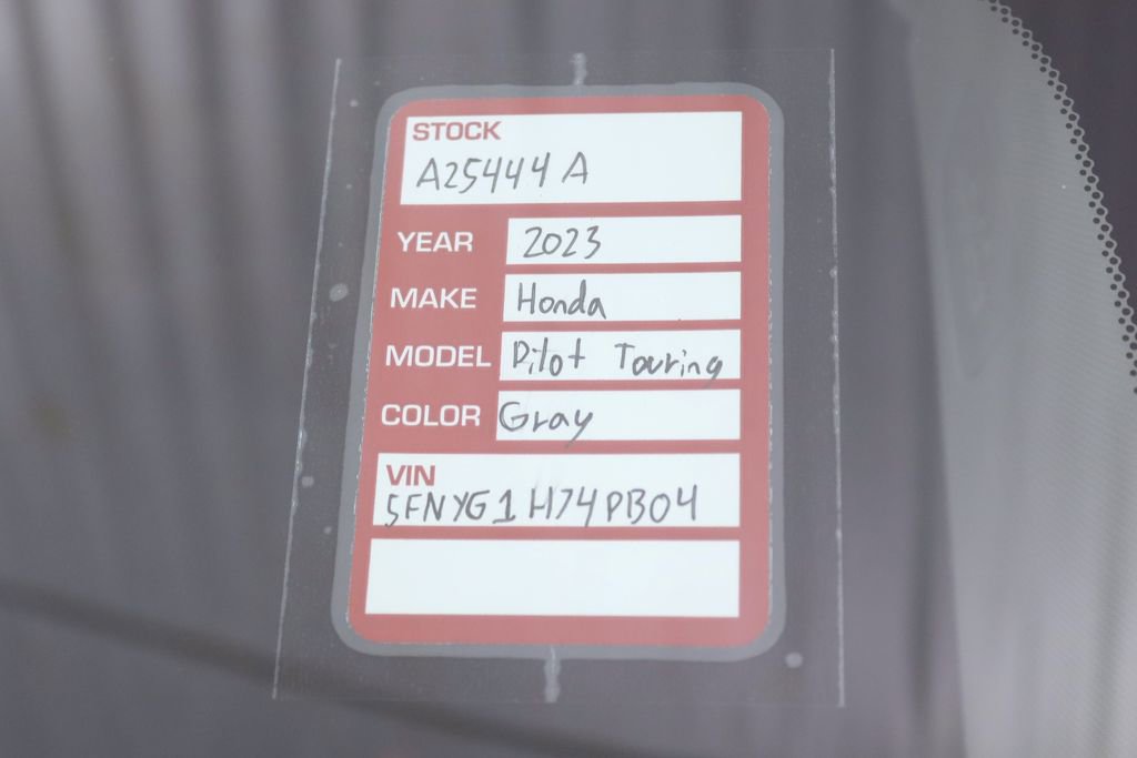 Used 2023 Honda Pilot Touring image 32