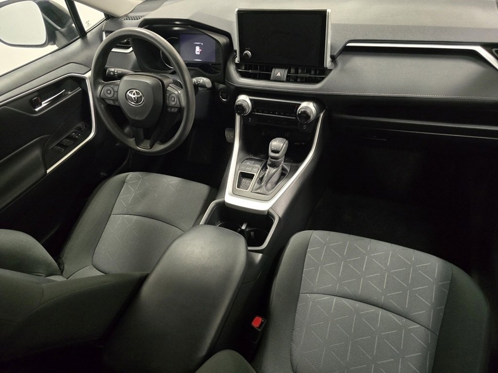 Used 2024 Toyota RAV4 XLE image 21