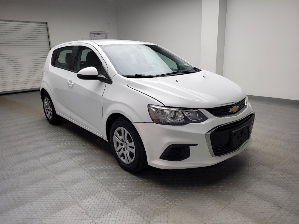 Used 2019 Chevrolet Sonic LT FWD image 13