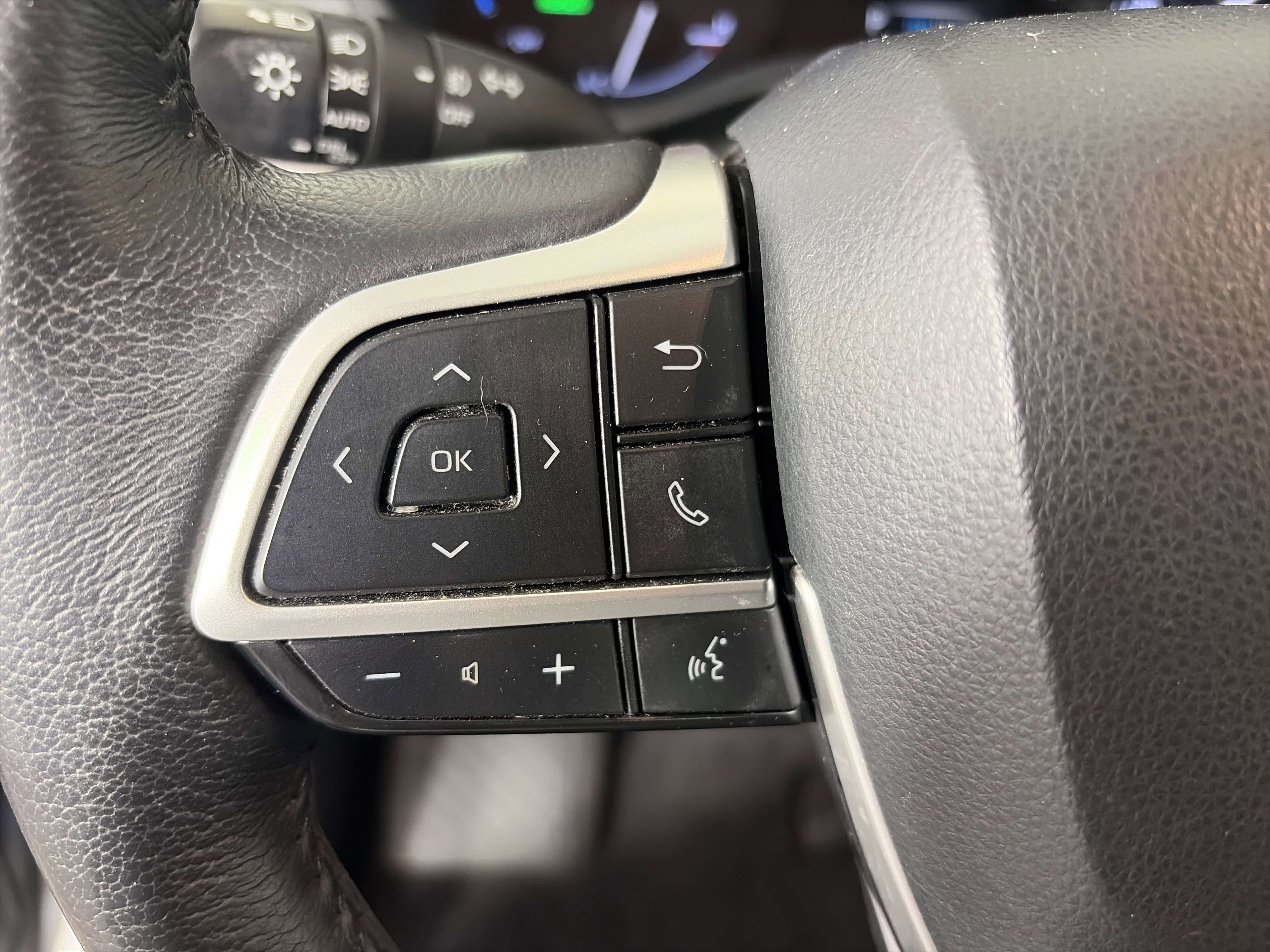 Used 2021 Toyota Sienna XLE image 35