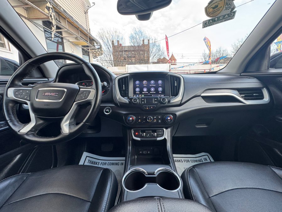 Used 2023 GMC Terrain SLT image 28