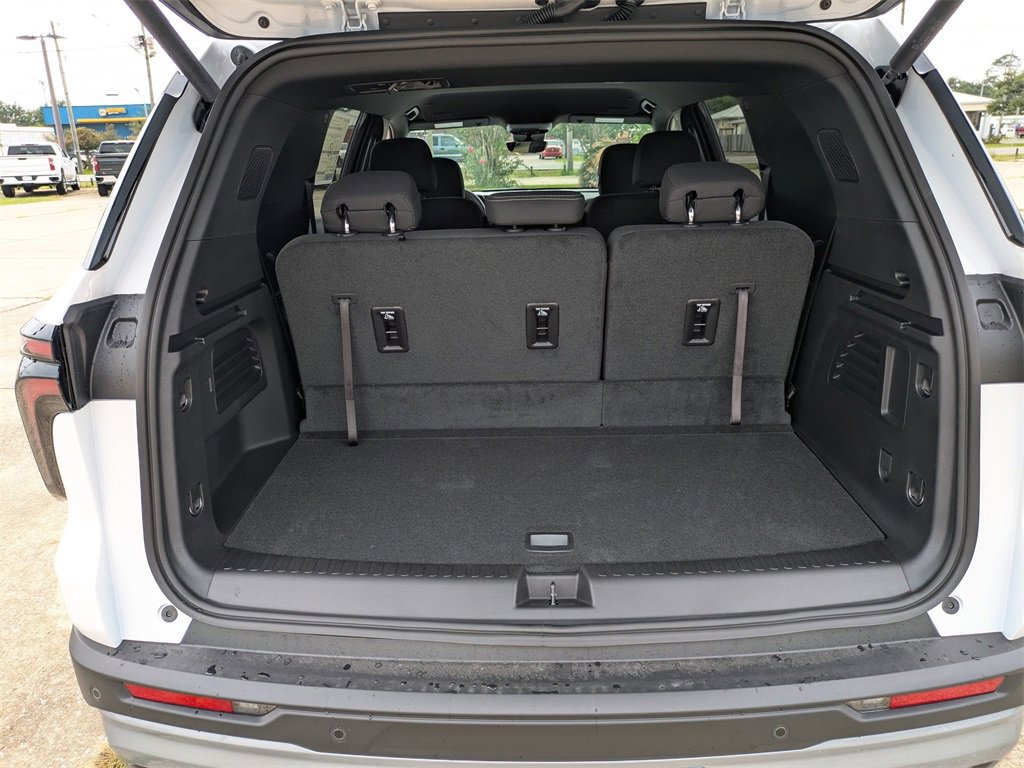 New 2026 Chevrolet Traverse LT w/ Driver Confidence Package image 22