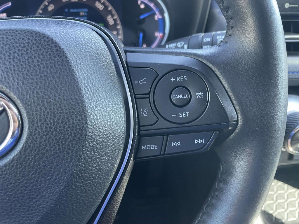 Used 2022 Toyota RAV4 XSE w/ XSE Grade Weather Package AWD/4WD image 35