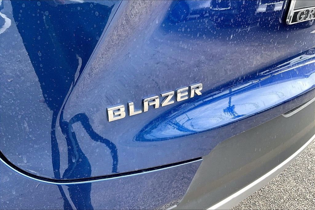 Used 2023 Chevrolet Blazer LT image 41