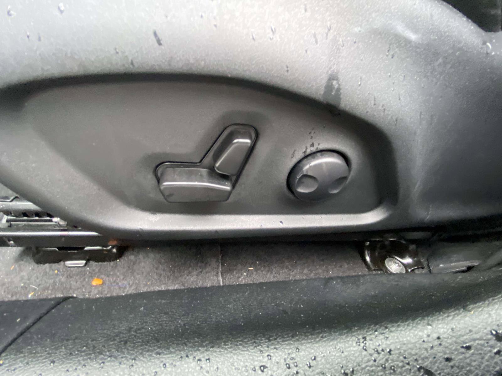 Certified 2024 Jeep Compass Limited image 13