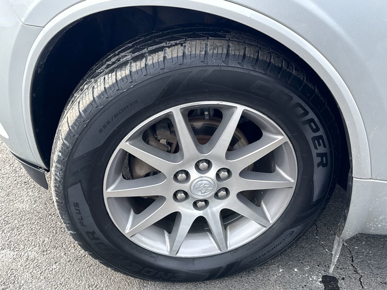 Used 2014 Buick Enclave Leather image 12