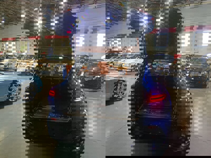 Used 2021 Aston Martin DBX image 42