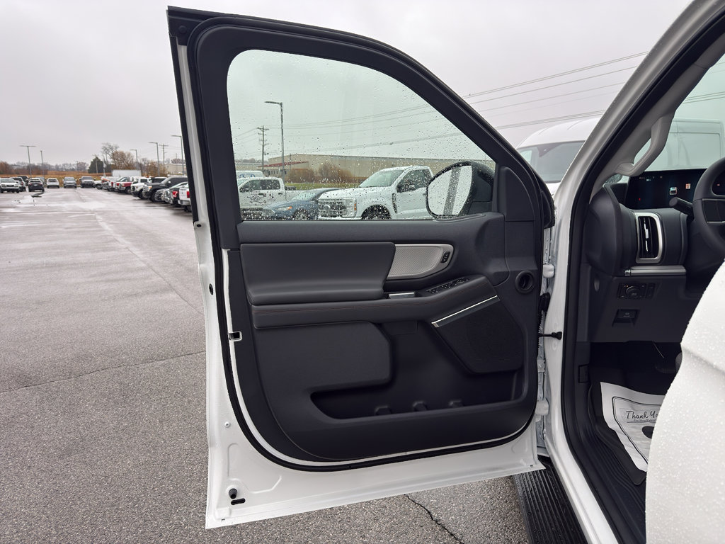 New 2025 Ford Expedition Max Active image 17