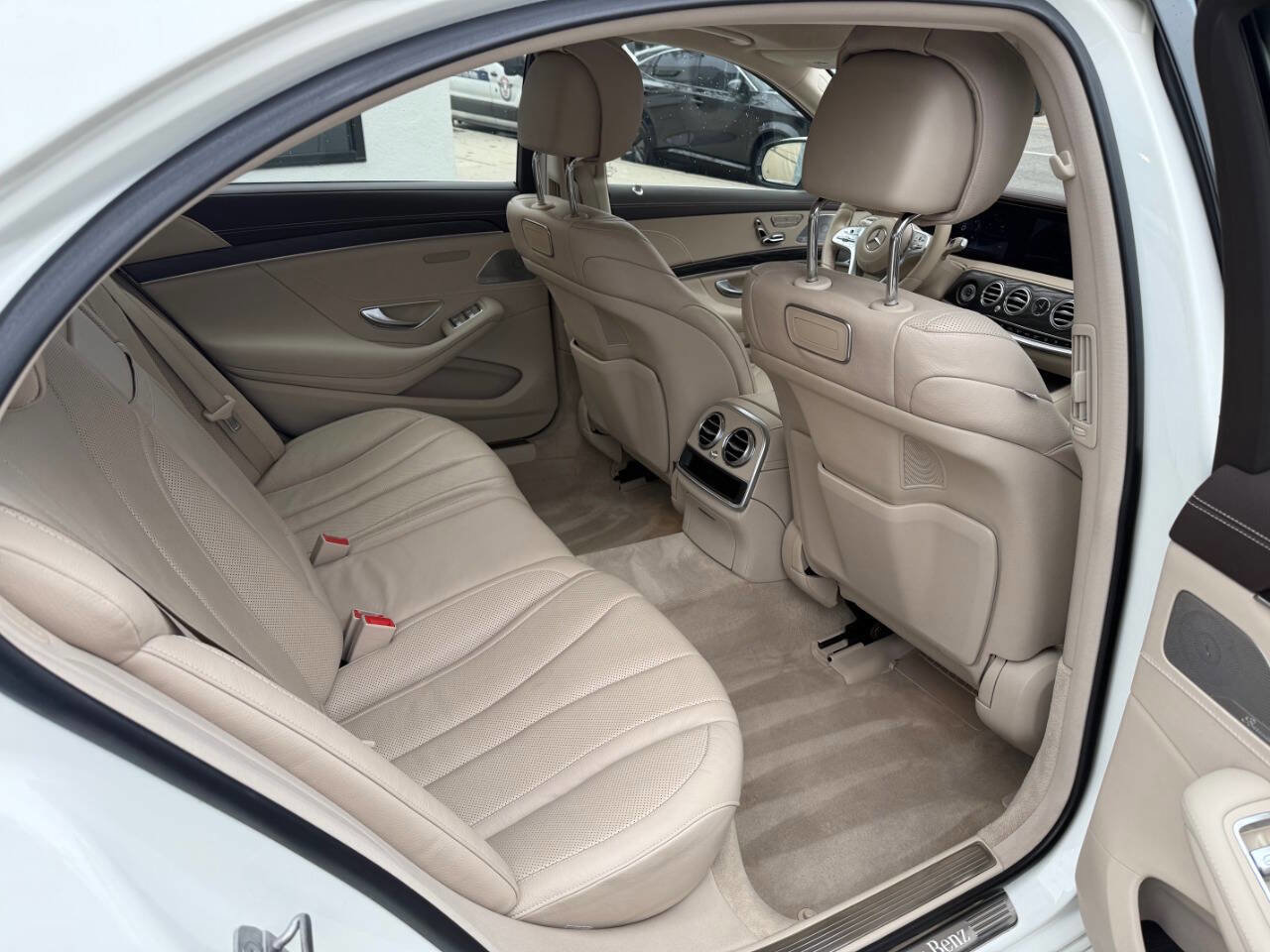 Used 2018 Mercedes-Benz S 450 Sedan image 29