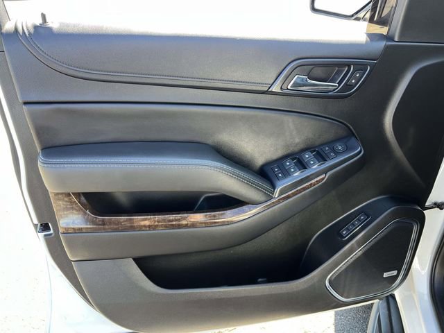 Used 2018 Chevrolet Suburban LT image 12