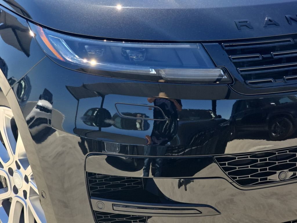 New 2025 Land Rover Range Rover Sport Dynamic SE AWD/4WD image 33