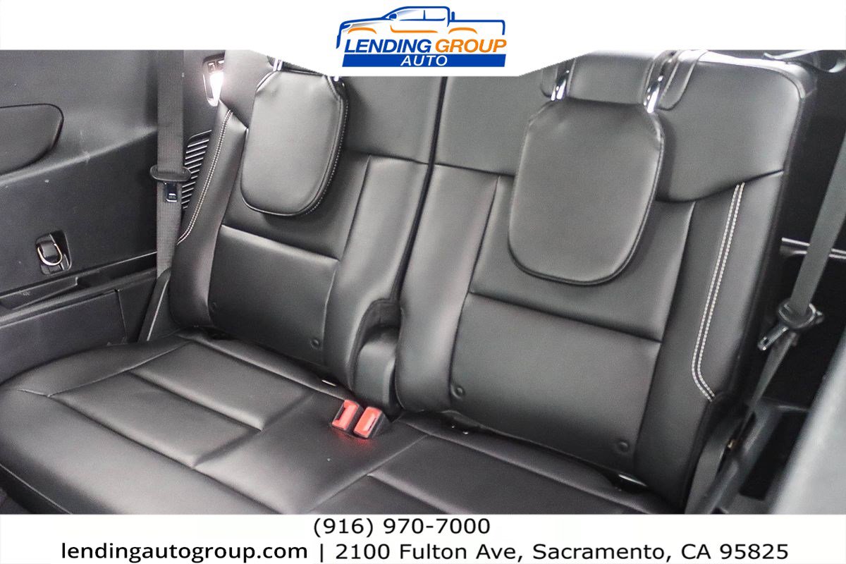 Used 2020 Ford Explorer ST w/ ST Street Pack image 18