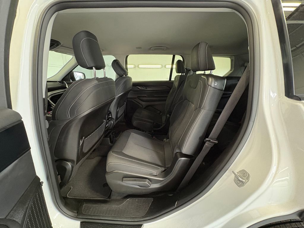 Used 2023 Jeep Grand Cherokee L Laredo w/ Luxury Tech Group I image 26