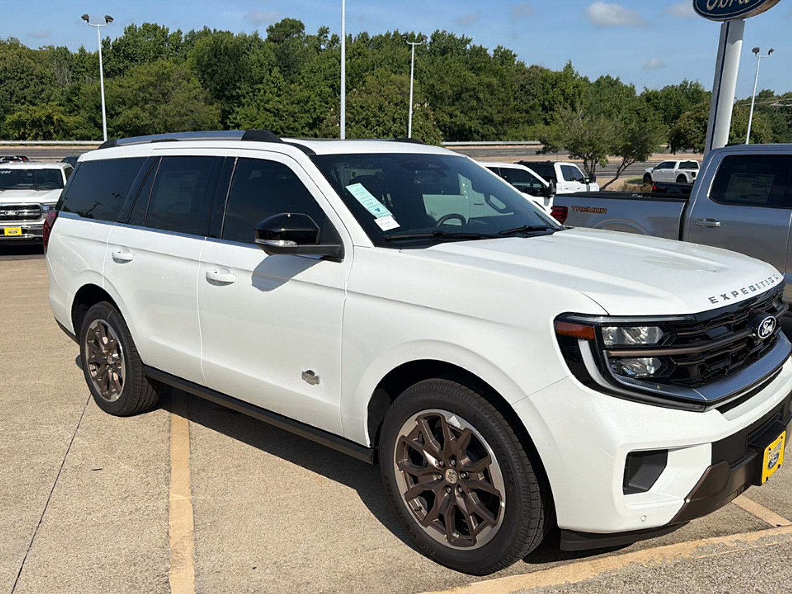 New 2027 Ford Expedition King Ranch AWD/4WD image 1