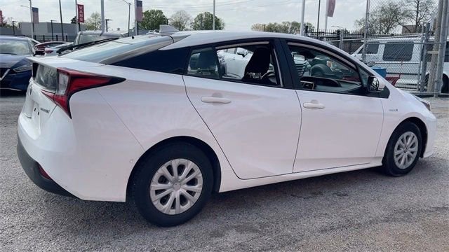 Used 2022 Toyota Prius LE image 23