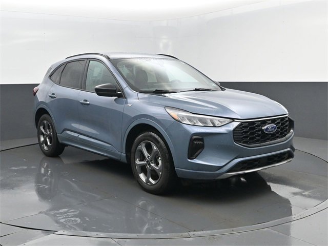 Used 2023 Ford Escape ST-Line w/ Tech Pack #1 image 3