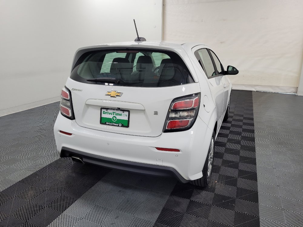 Used 2020 Chevrolet Sonic LT image 9