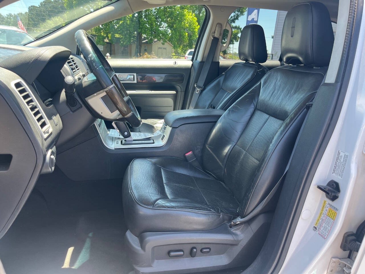 Used 2009 Lincoln MKX AWD image 13