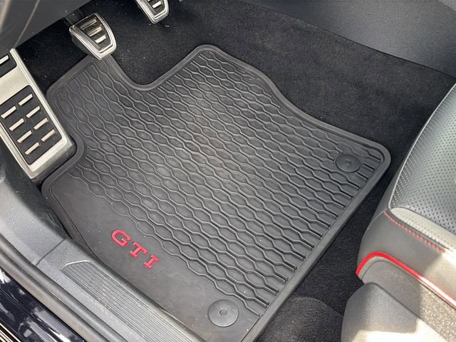 Used 2024 Volkswagen GTI Autobahn image 14