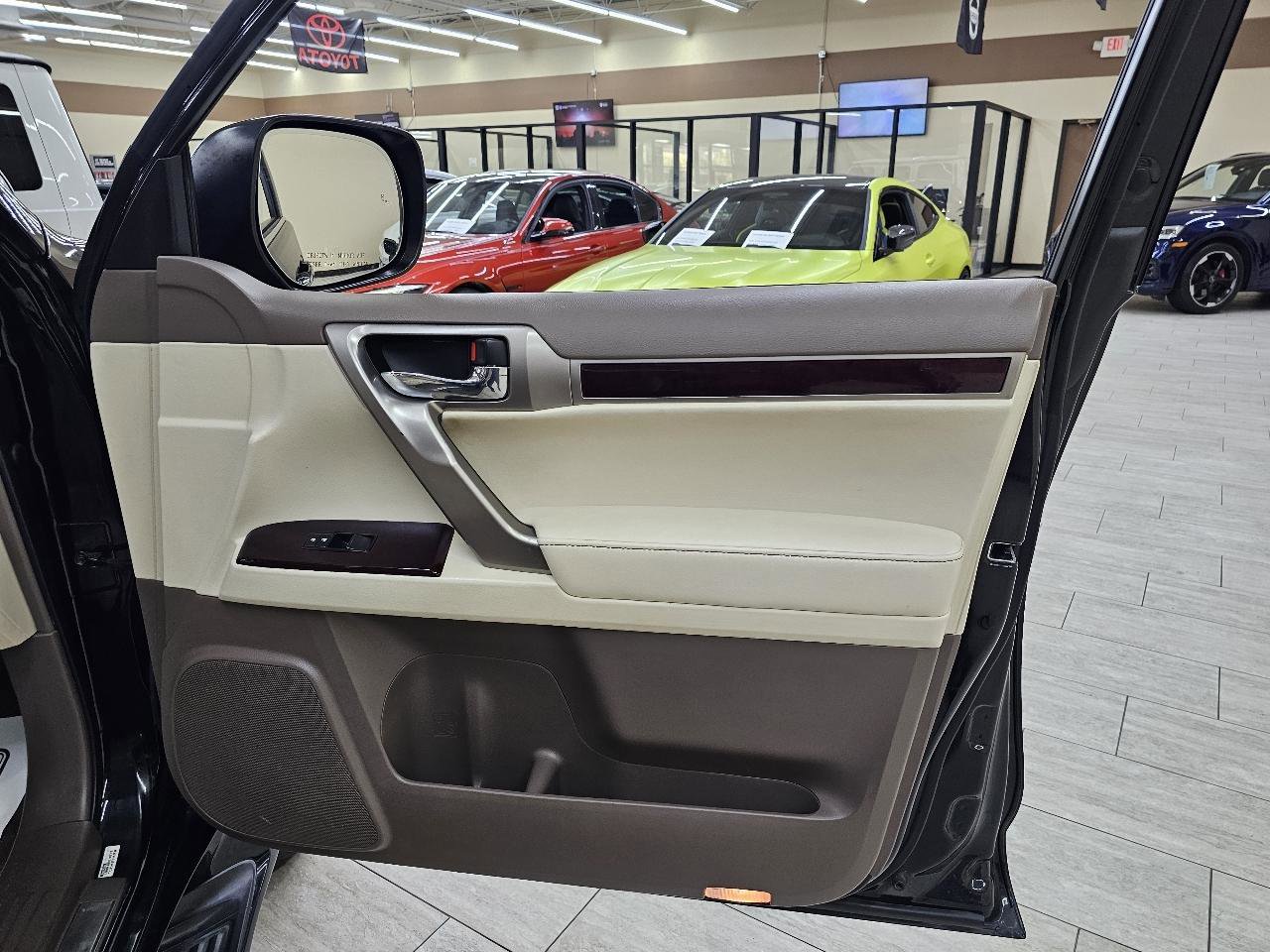 Used 2017 Lexus GX 460 Premium image 41