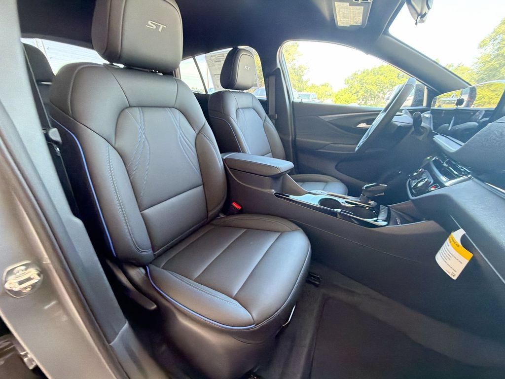 New 2026 Buick Envista Sport Touring w/ Convenience I Package FWD image 31